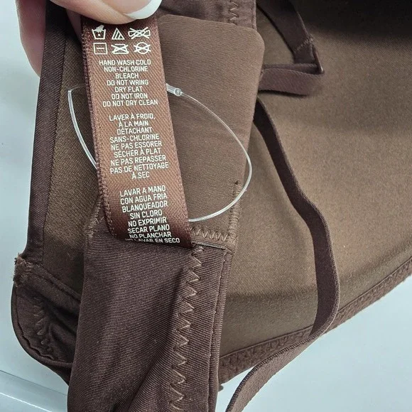 SKIMS Cocoa Wireless Bra 34D – Padded, Seamless, NWT-Free - Picture 4 of 7